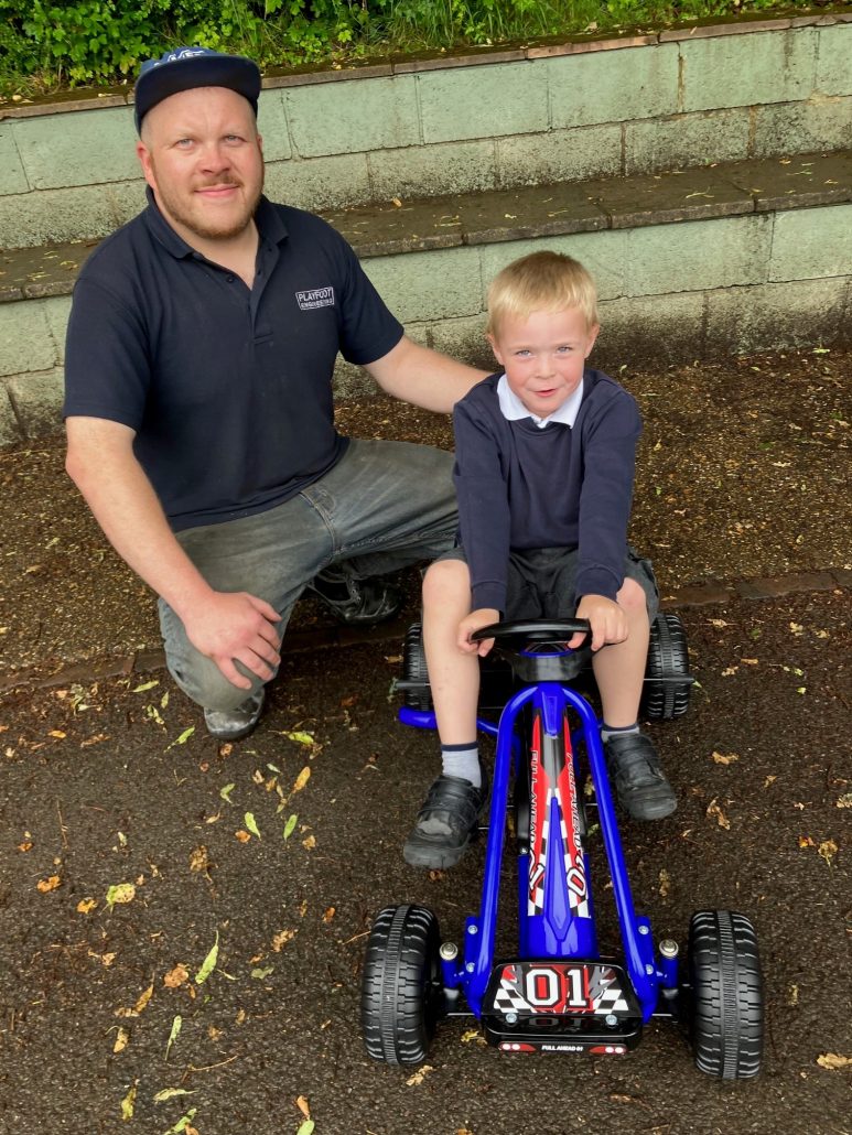 Today we went to Salehurst Primary School and donated two new pedal Go Karts to the Owls Class as their old ones had seen better days